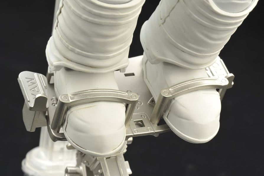 Amazon.com: Bandai Hobby ISS Space Suit Extravehicular